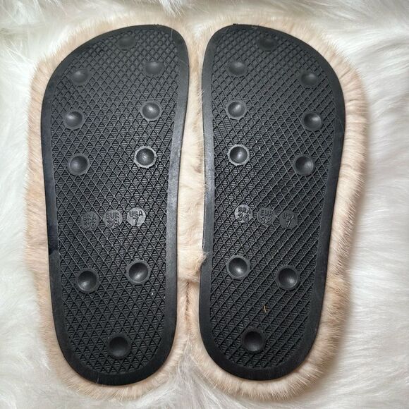 NWOT JOCO NYC 100% Mink Slides - Picture 4 of 4